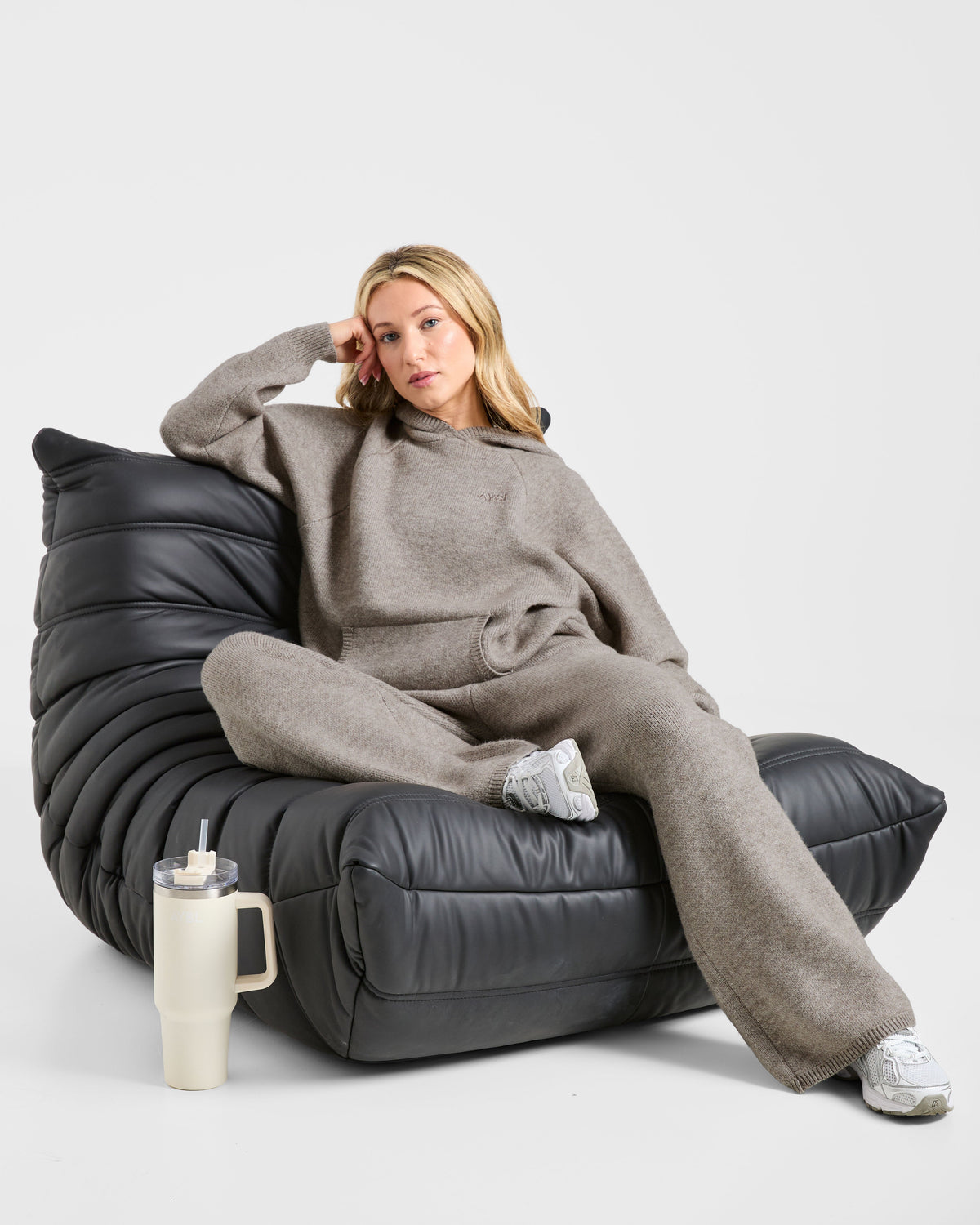 Soft Oversized Knitted Hoodie - Bruin Marl